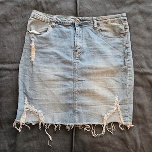 Distressed Denim Skirt L